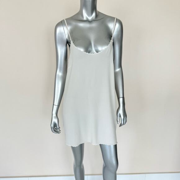 CHANEL women blouse size 40 FR or size 8 US Authentic Retail 3800$ - Picture 6 of 16